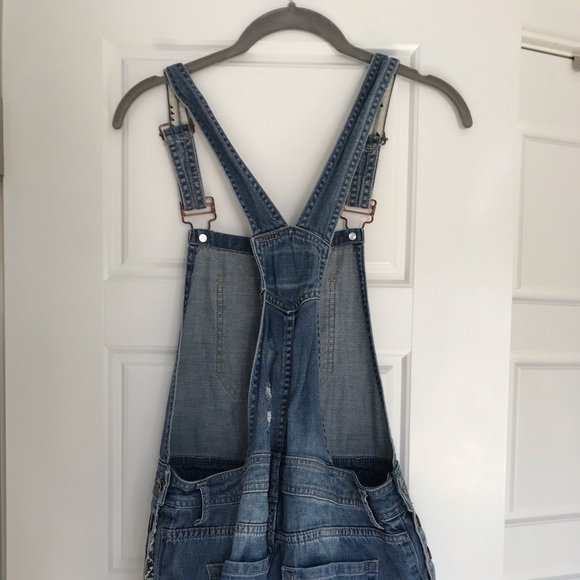 Overall shorts, distressed, forever 21 - Picture 2 of 2
